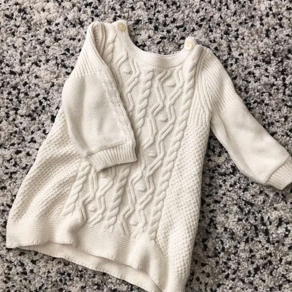 BabyGap baby girl cream cable knit sweater